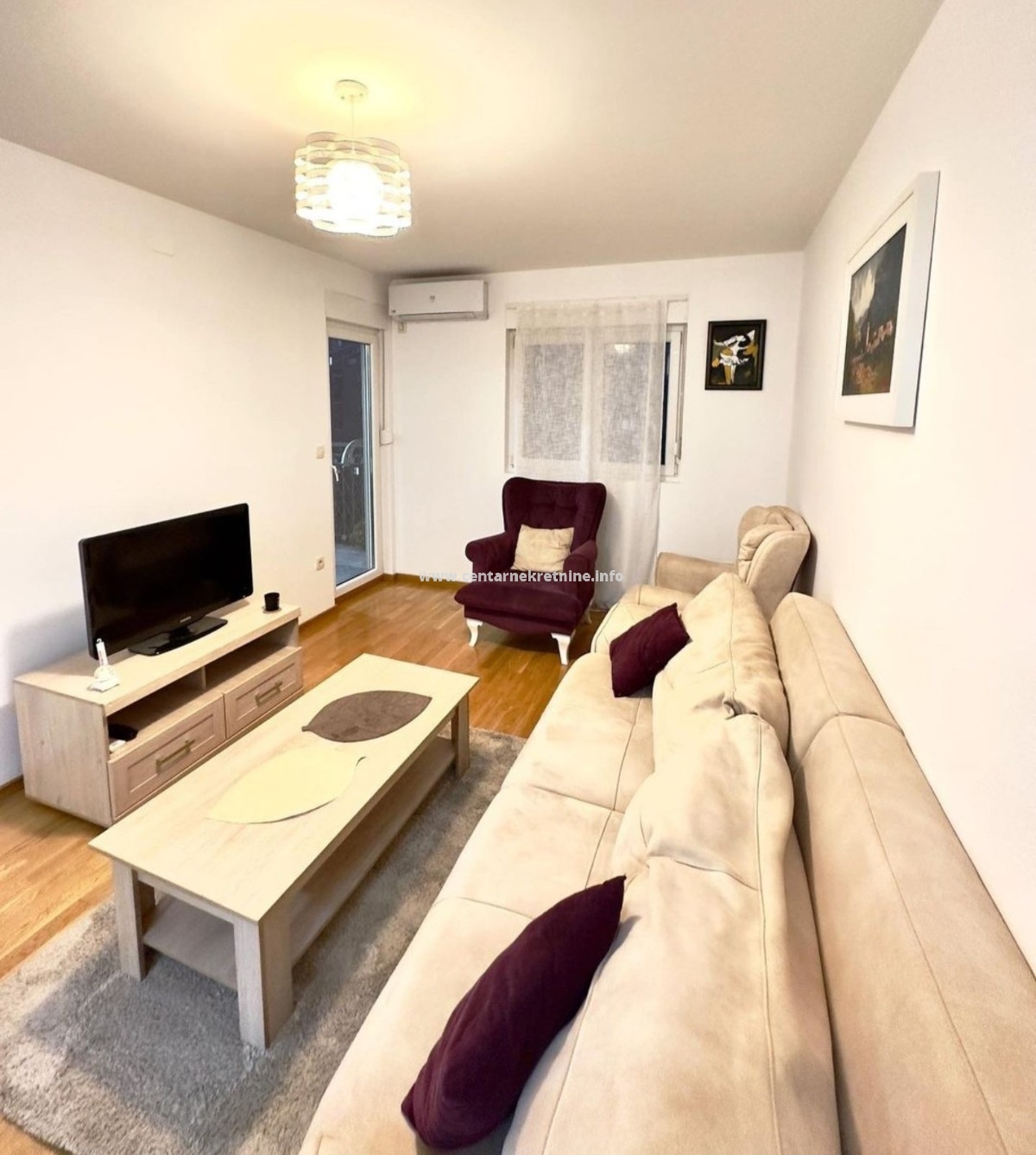 Izdavanje, jednosoban stan 45m2, Vezirov most, Podgorica